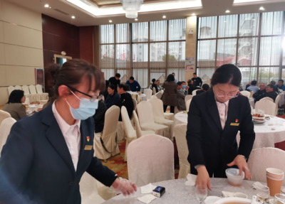 原山林場(chǎng)黨員干部 以實(shí)踐行動(dòng)推動(dòng)黨史學(xué)習(xí)教育走深走實(shí)